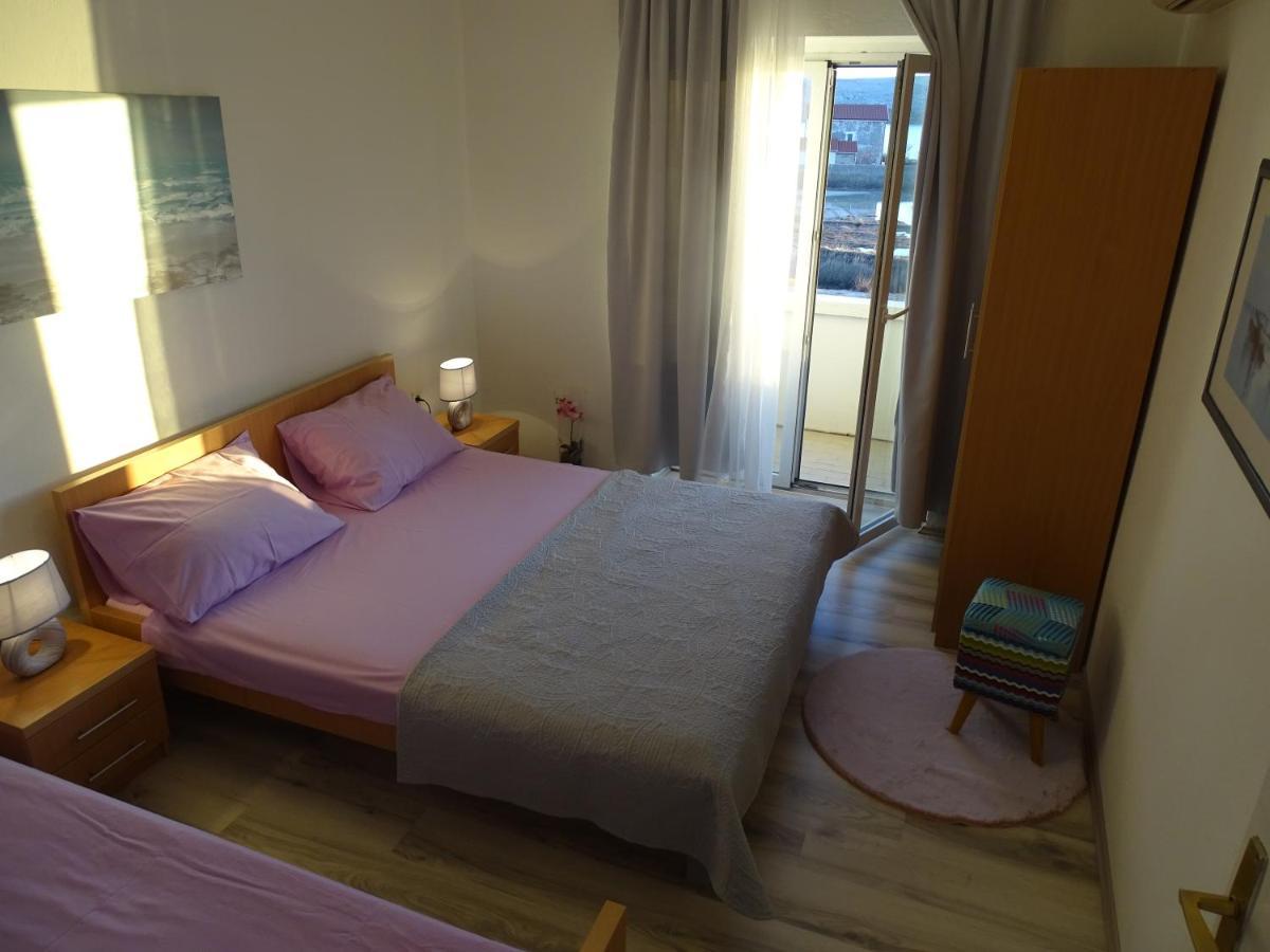 Apartments Sime Dinjiška Buitenkant foto